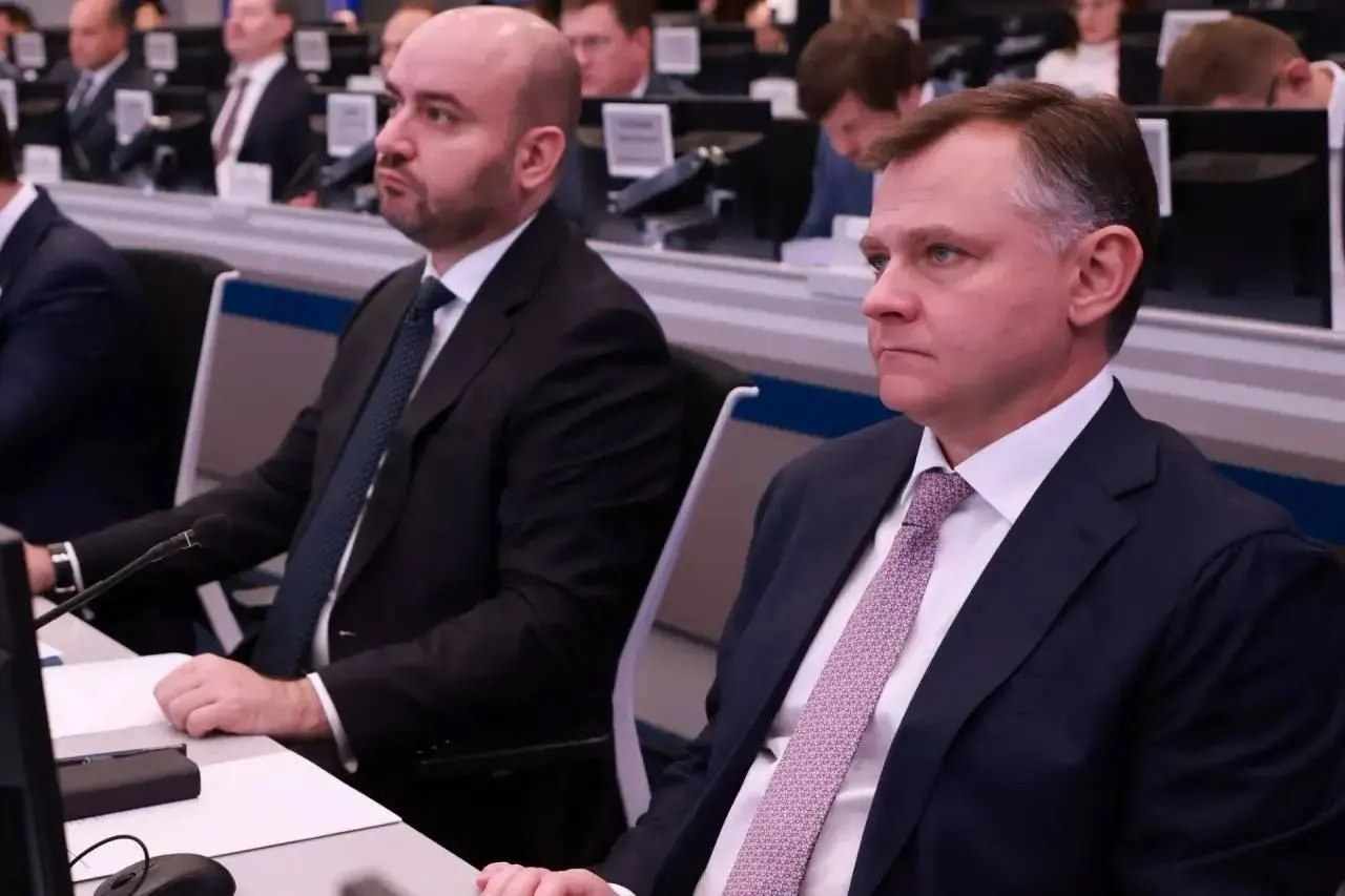 В регионе вырос спрос на бензин и дизель: власти и нефтепроизводители координируют поставки, мониторят цены и вводят временные ограничения для борьбы со спекуляцией.