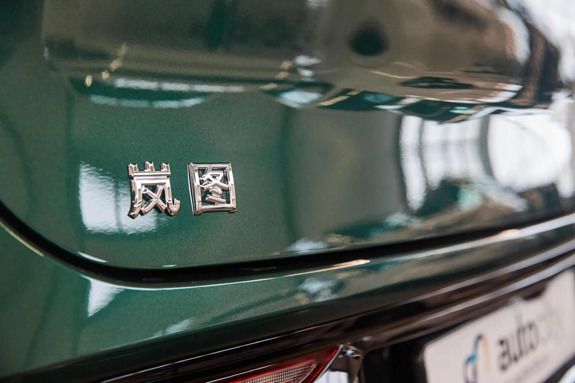 В мае продажи подержанных автомобилей из Китая выросли на 40%, их доля на вторичном рынке достигла 6,2%.
