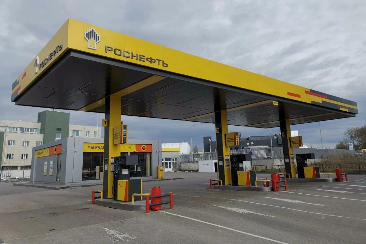 В&nbsp;Белгородской области на&nbsp;АЗС&nbsp;начали ограничивать продажу бензина&nbsp;— перестали продавать в&nbsp;канистры