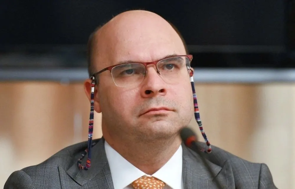 Заместитель председателя Центробанка Заботкин заявил, что проценты по вкладам должны лишь защищать сбережения от инфляции, но не превращать вклад в источник пассивного обогащения.