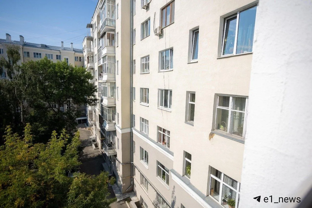 В Свердловской области с 1 января 2027 года введут повышение минимального взноса за капитальный ремонт: до 20 рублей 29 копеек за квадратный метр; сейчас ставка 18,81 рубля.