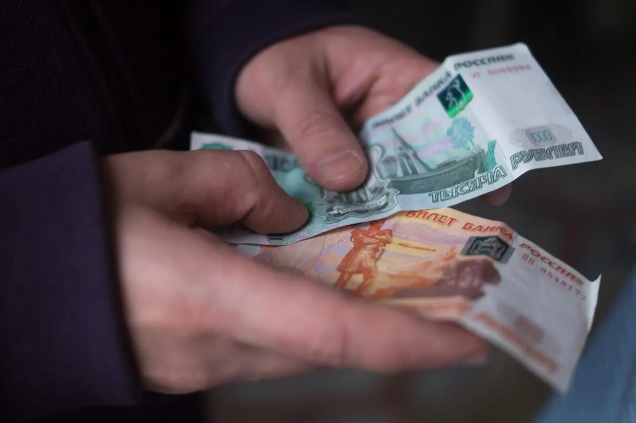 Прожиточный минимум к 2027 году увеличится на 6,8%, что повлияет на расчёт социальных выплат и пособий.