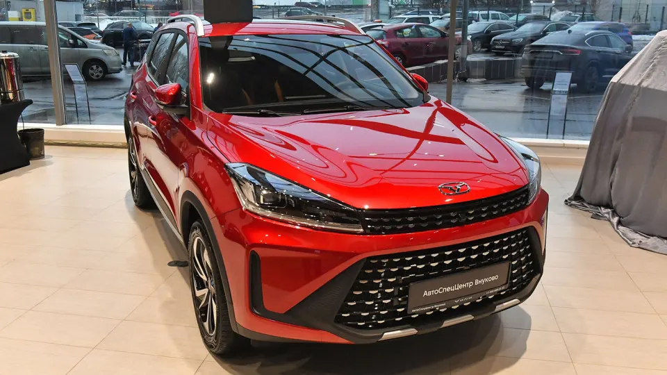 Новые правила экспорта автомобилей из Китая могут ограничить параллельный импорт и повлиять на доступность и стоимость авто в России.